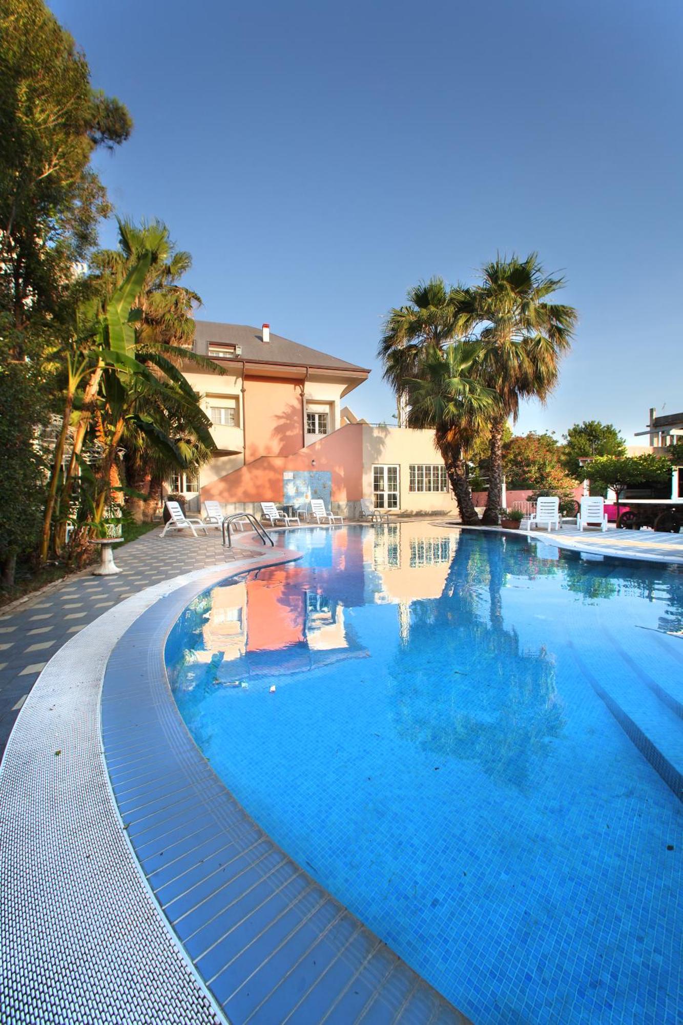 Regent Beach Hotel & Apartments Reggio di Calabria Ngoại thất bức ảnh