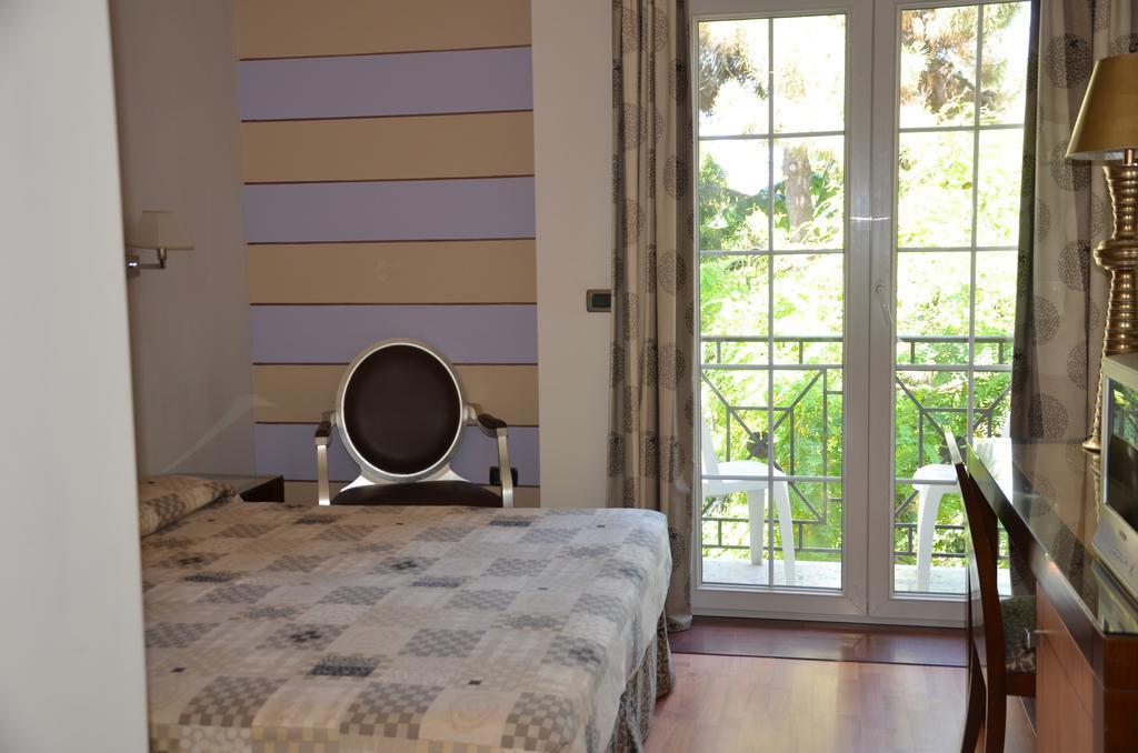 Regent Beach Hotel & Apartments Reggio di Calabria Ngoại thất bức ảnh