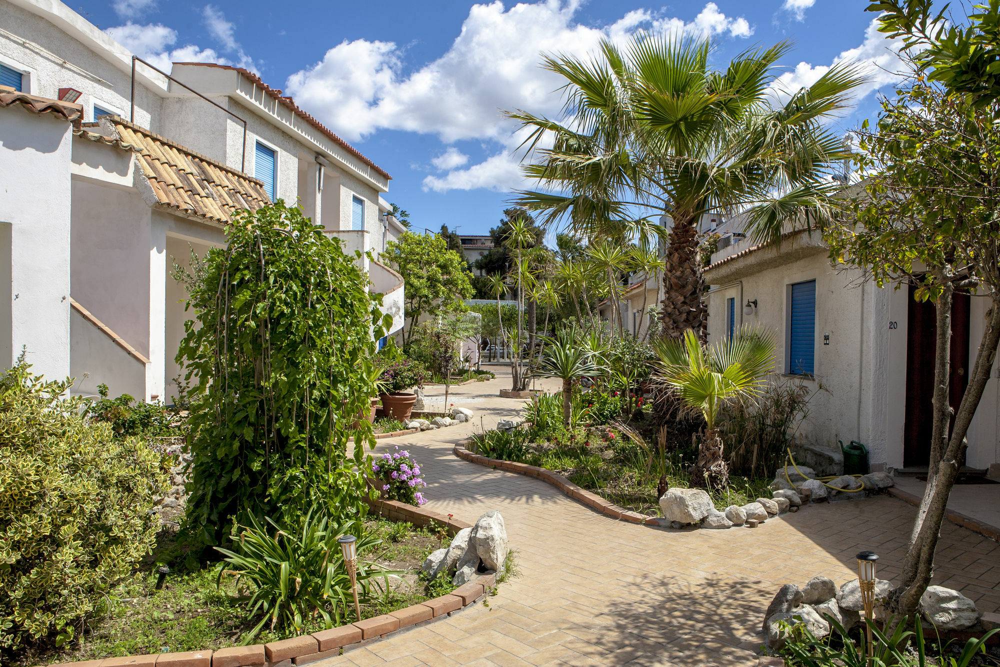 Regent Beach Hotel & Apartments Reggio di Calabria Ngoại thất bức ảnh