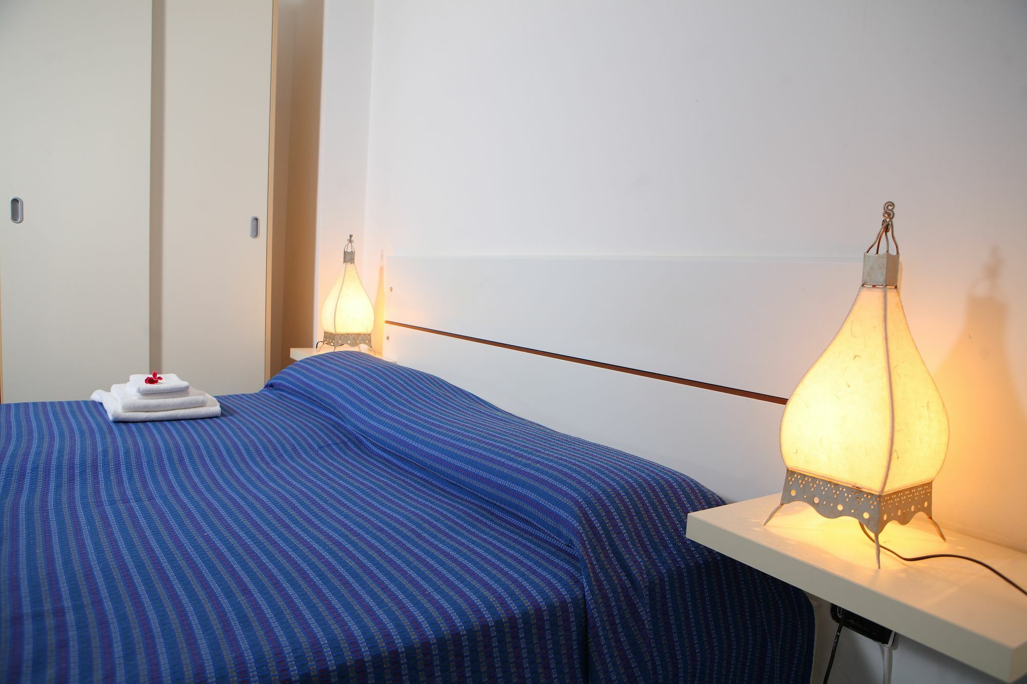 Regent Beach Hotel & Apartments Reggio di Calabria Ngoại thất bức ảnh