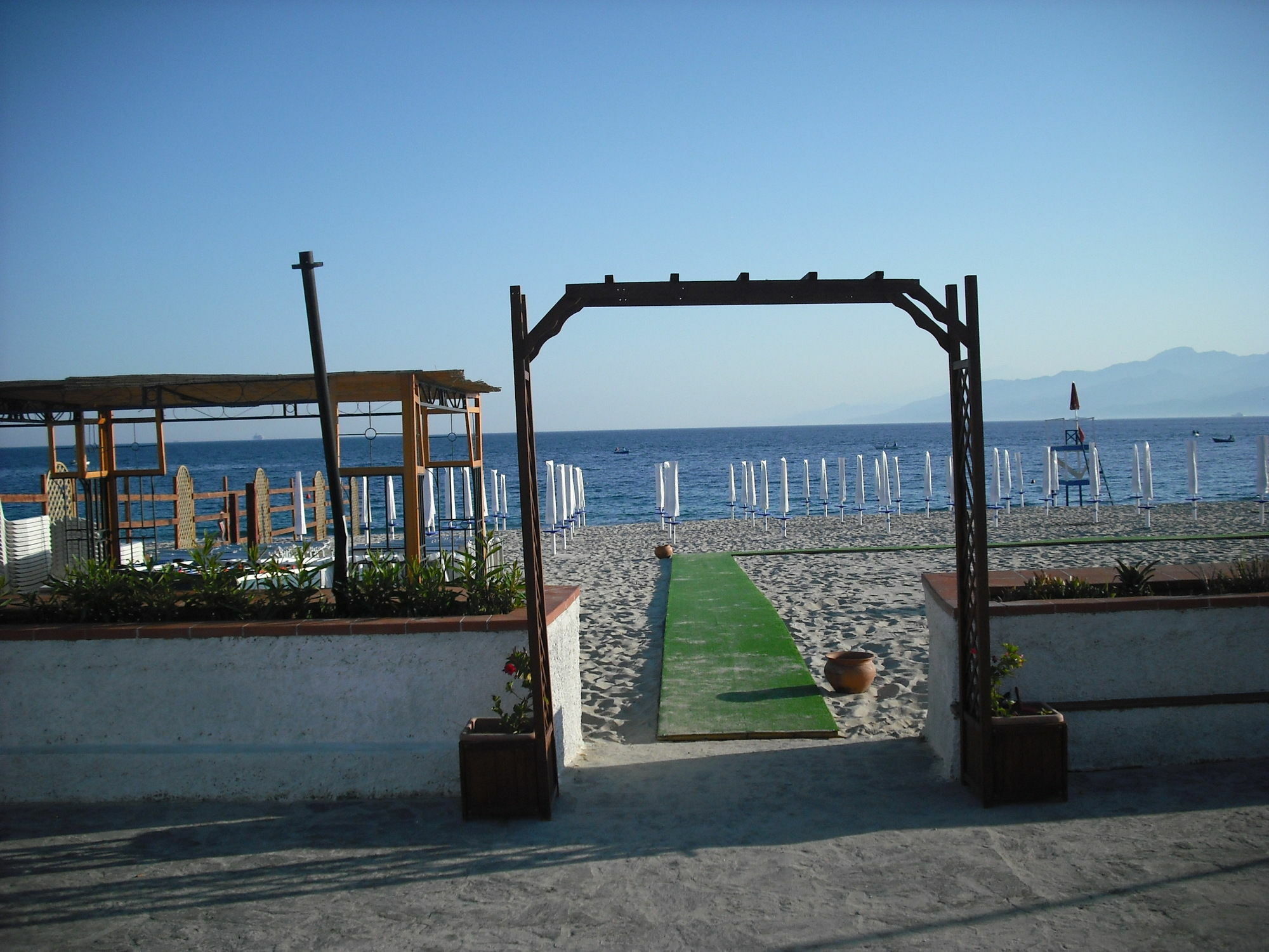 Regent Beach Hotel & Apartments Reggio di Calabria Ngoại thất bức ảnh